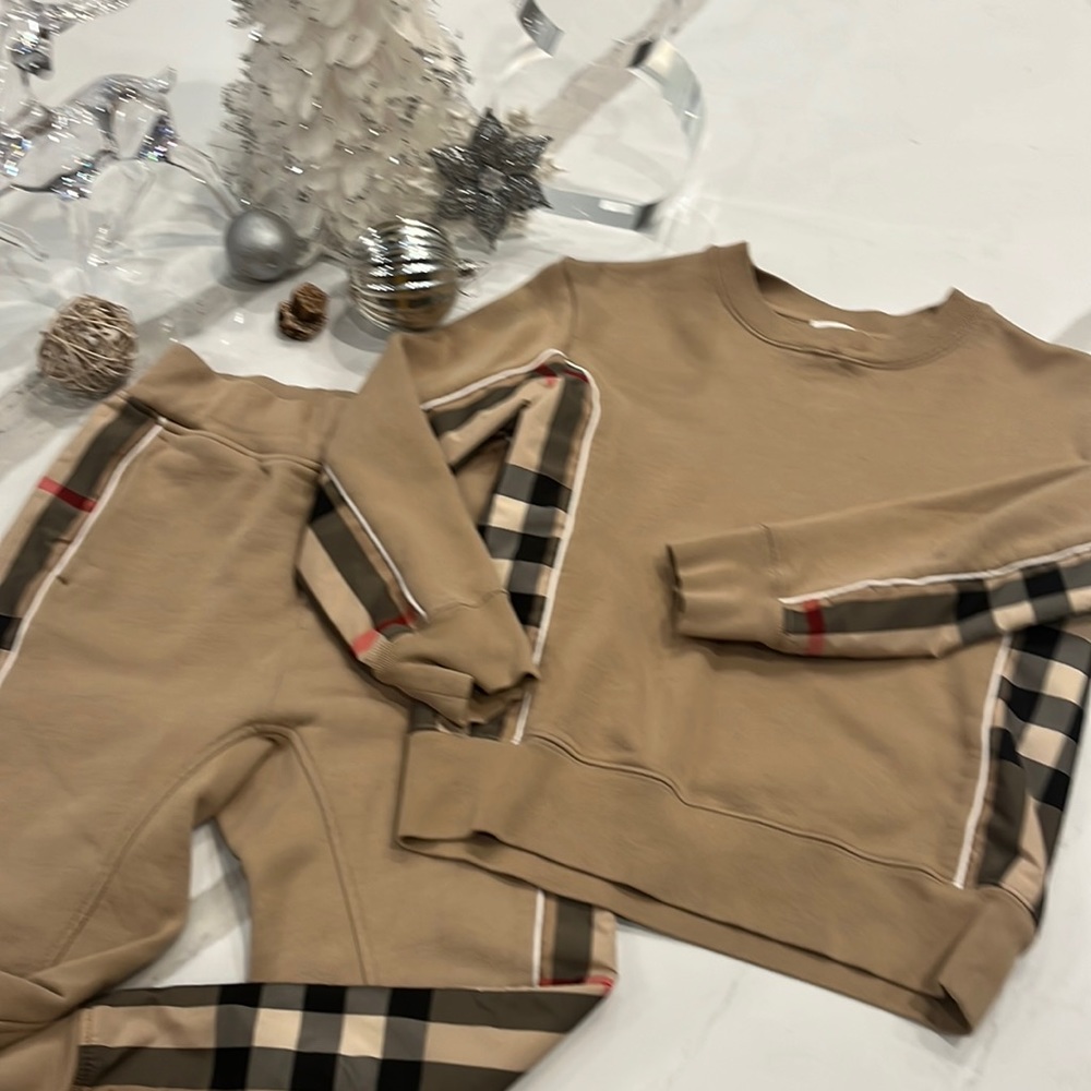 Kids Burberry Graham Vintage Check Joggers sz 8 Brown/Signature